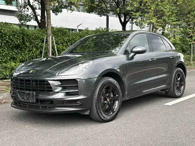 Porsche Macan 2020