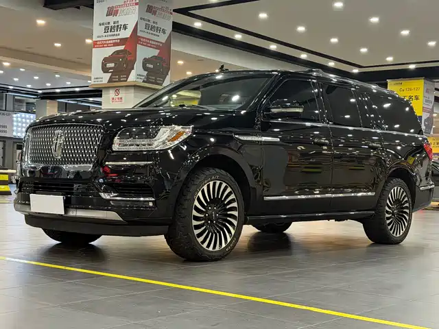 Lincoln Navigator 2022