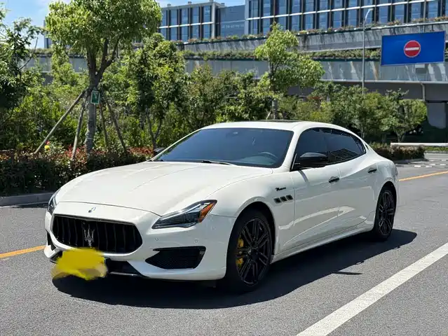 Maserati Quattroporte 2023