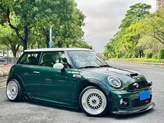 MINI MINI 2013