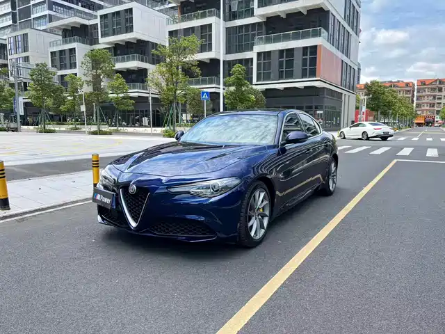 Alfa Romeo Giulia 2021