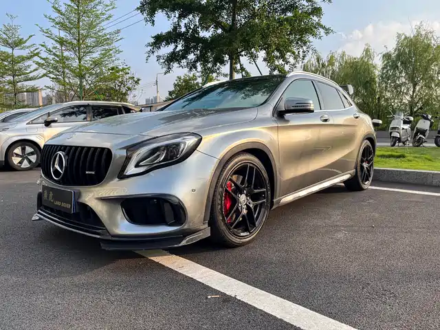 Mercedes-Benz Mercedes-Benz GLA AMG