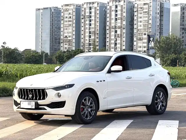 Maserati Levante 2021