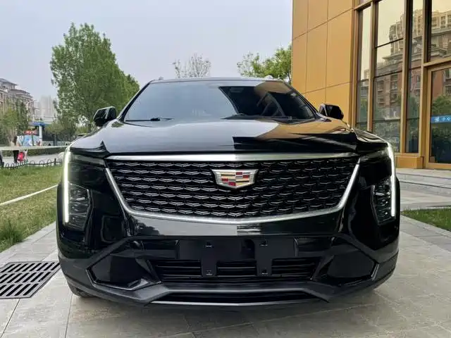 Cadillac Cadillac XT4 2025