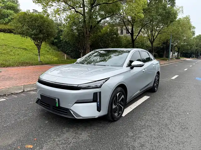 Geely Galaxy Galaxy L6