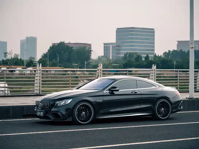 Mercedes-Benz Mercedes-Benz S-Class AMG 2018
