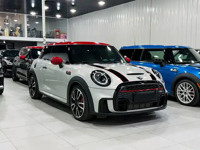 MINI MINI JCW 2022