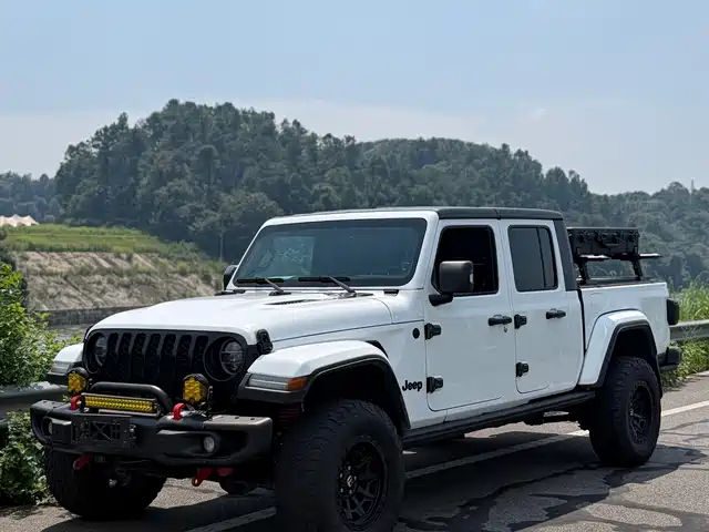 Jeep Gladiator 2023