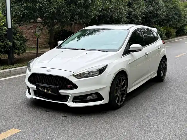 Ford Focus 2015
