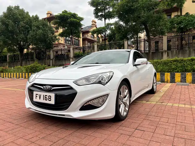 Hyundai Genesis Coupe