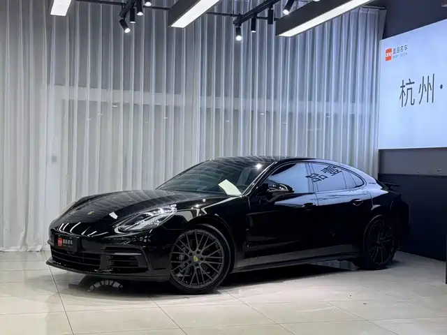 Porsche Panamera 2020