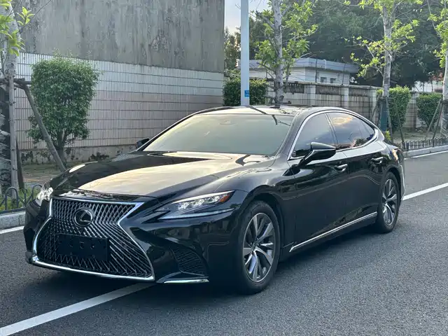 Lexus Lexus LS