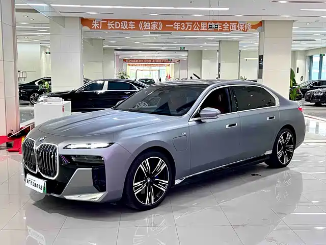 BMW BMW i7 2023