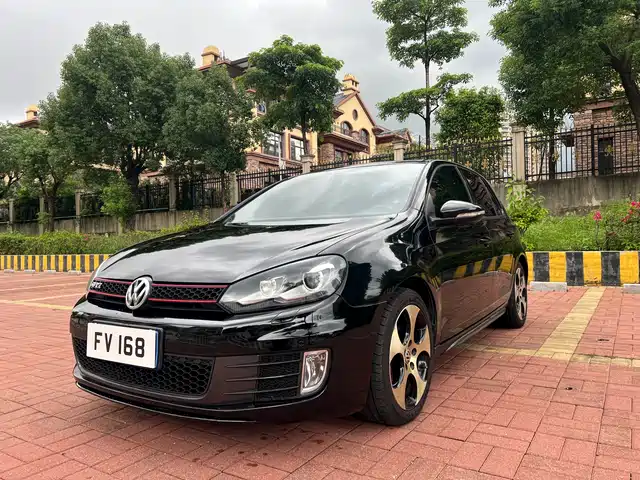 Volkswagen Golf GTI 2012