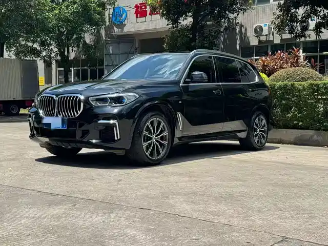BMW BMW X5 2023