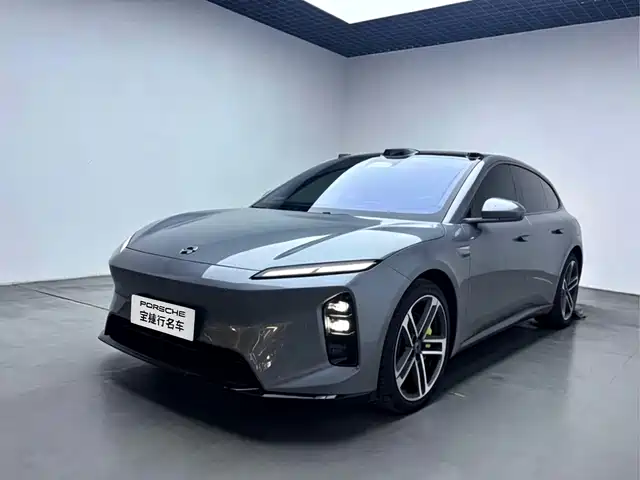 NIO NIO ET5T