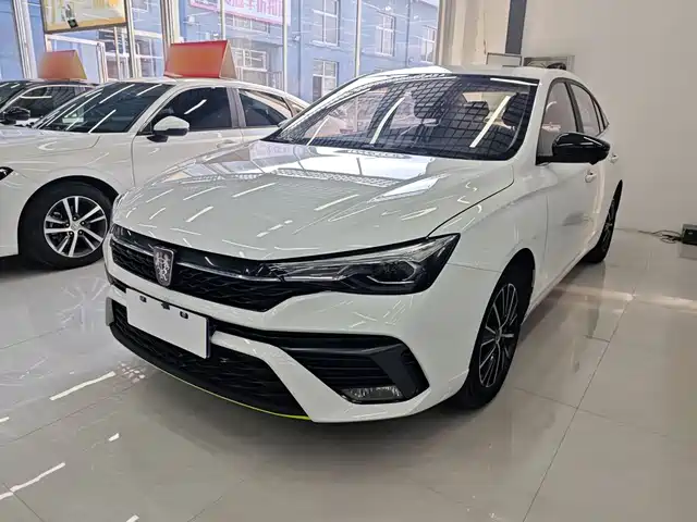 Roewe Roewe i5 2022