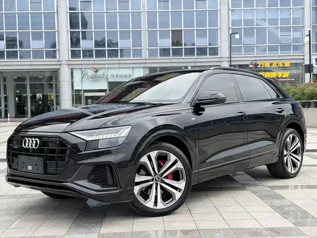 Audi Audi Q8