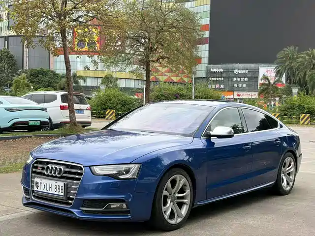 Audi Audi S5 2016