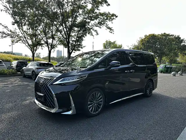 Toyota Vellfire 2020