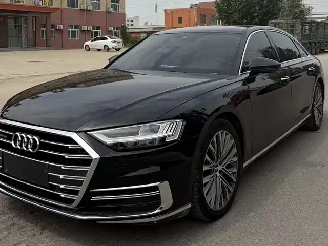 Audi Audi A8