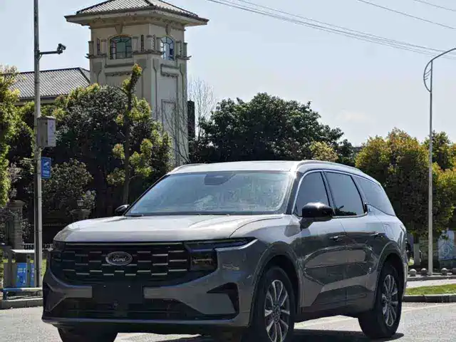 Ford Edge 2023
