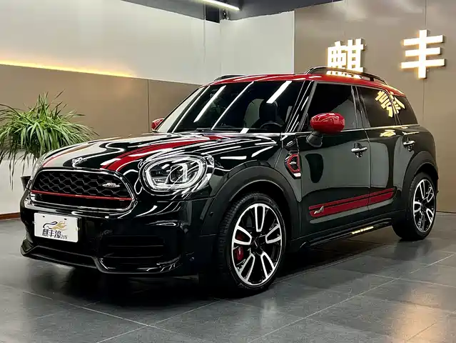 MINI MINI JCW COUNTRYMAN