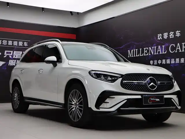 Mercedes-Benz Mercedes-Benz GLC 2023