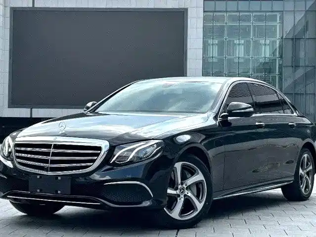 Mercedes-Benz Mercedes-Benz E-Class