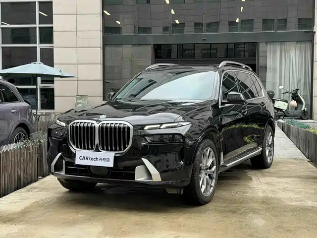 BMW BMW X7