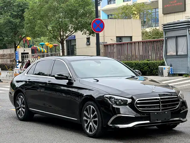 Mercedes-Benz Mercedes-Benz E-Class 2018