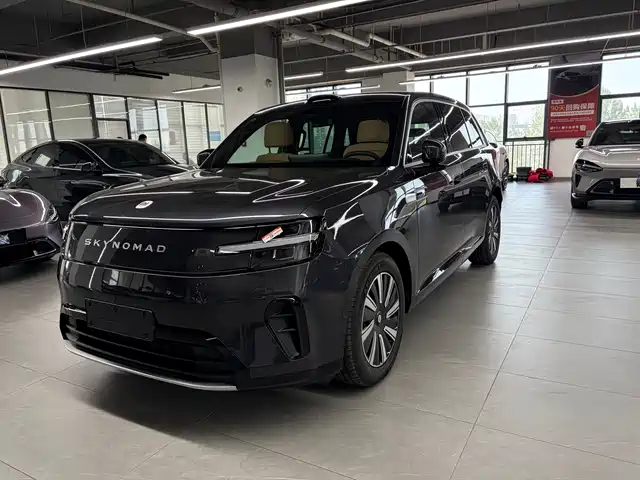 Xiaomi Auto Xiaomi Pengcheng N70 —