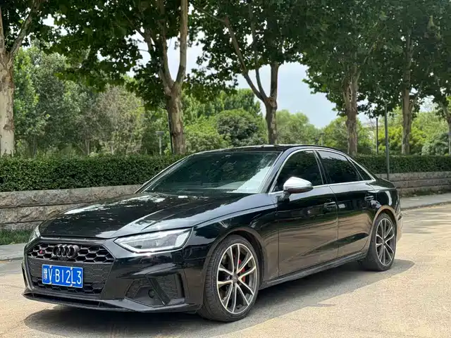 Audi Audi S4