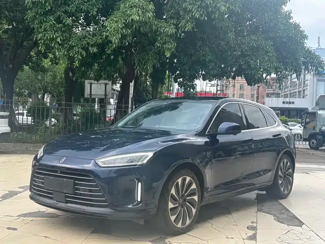 AITO Wenjie AITO M5