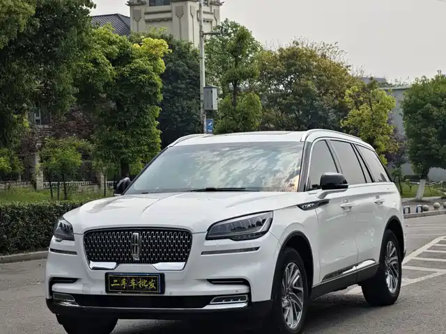 Lincoln Aviator 2021