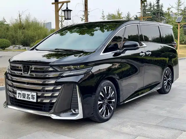 Toyota Vellfire 2023