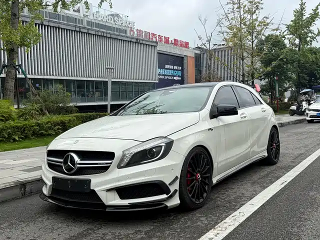 Mercedes-Benz Mercedes-Benz A-Class AMG (Import)