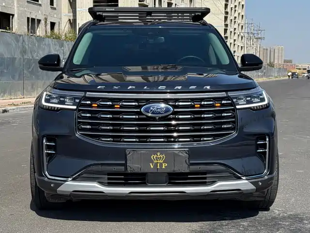 Ford Explorer 2023