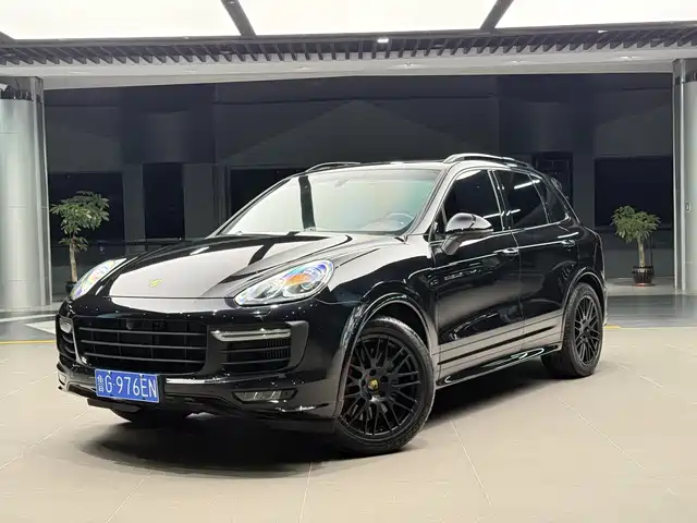 Porsche Cayenne 2015