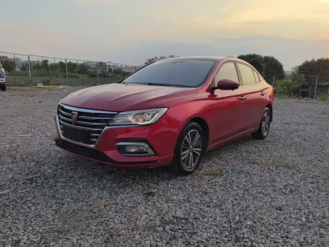 Roewe Roewe i5 2018