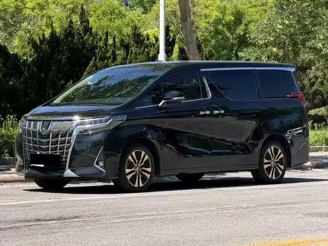 Toyota Alphard 2022