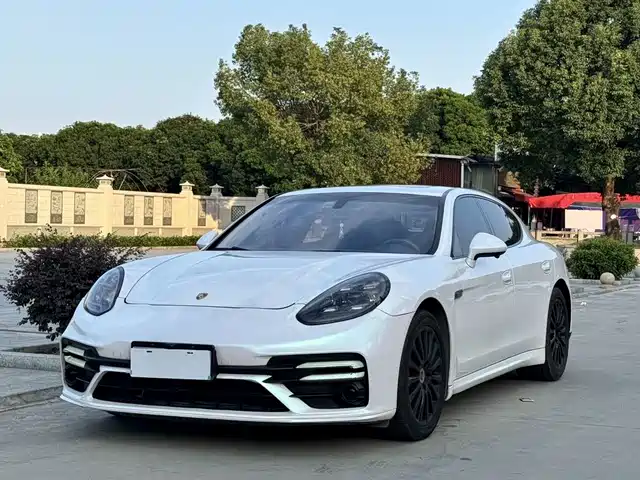 Porsche Panamera 2016