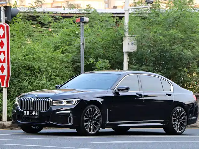 BMW BMW 7 Series 2021