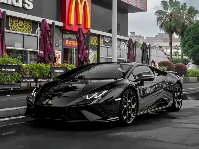 Lamborghini Huracán 2024