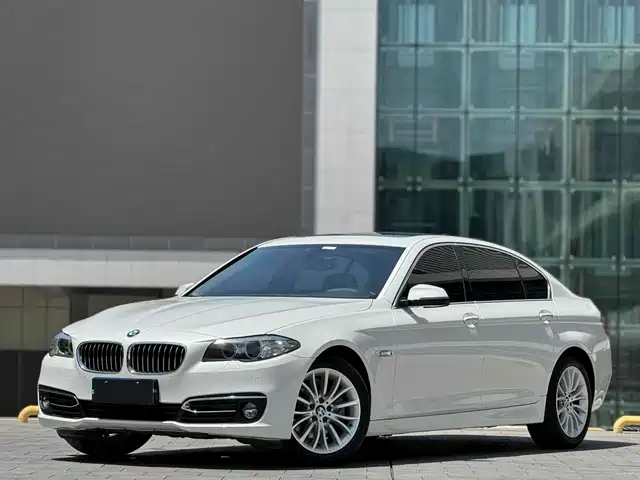 BMW BMW 5 Series 2017