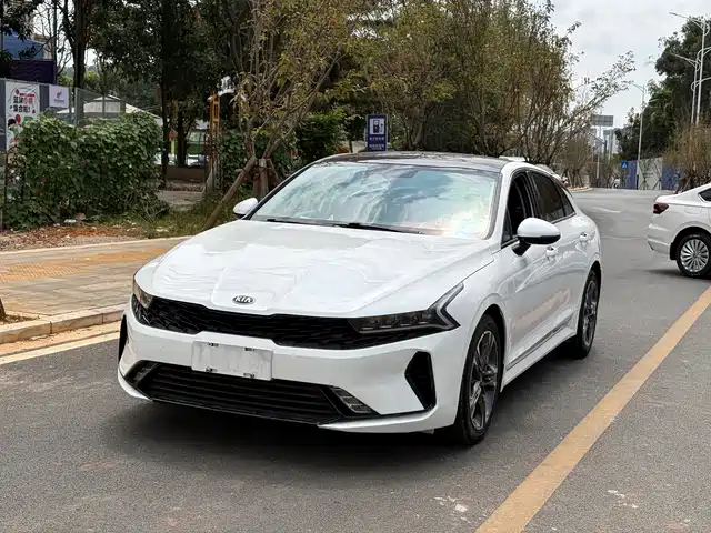 Kia Kia K5 2020