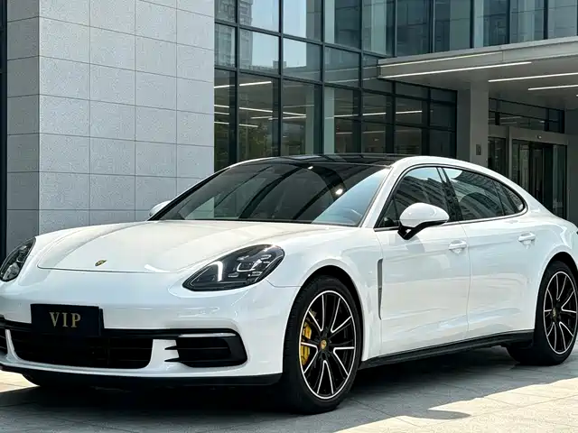 Porsche Panamera 2018
