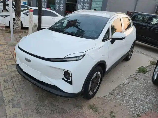 Geely Geometry Geely Geometry E Firefly 2024