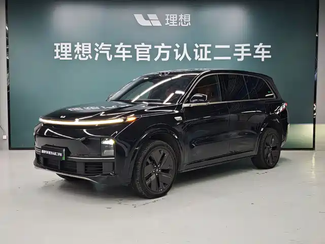 Li Auto Li Xiang L9 2025