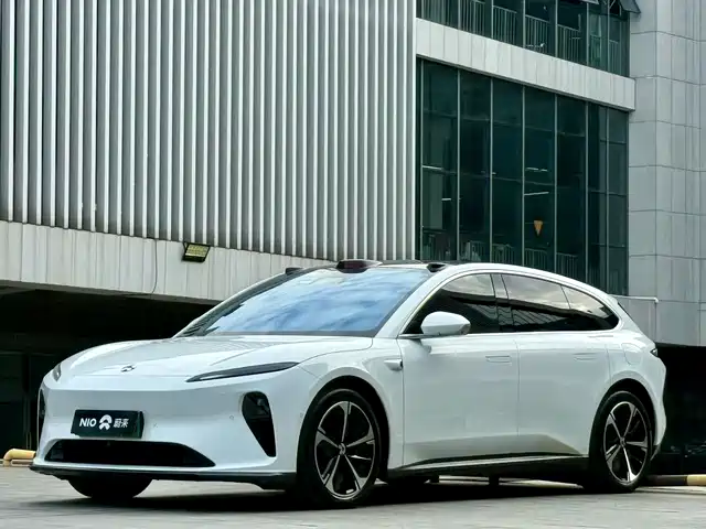 NIO NIO ET5T